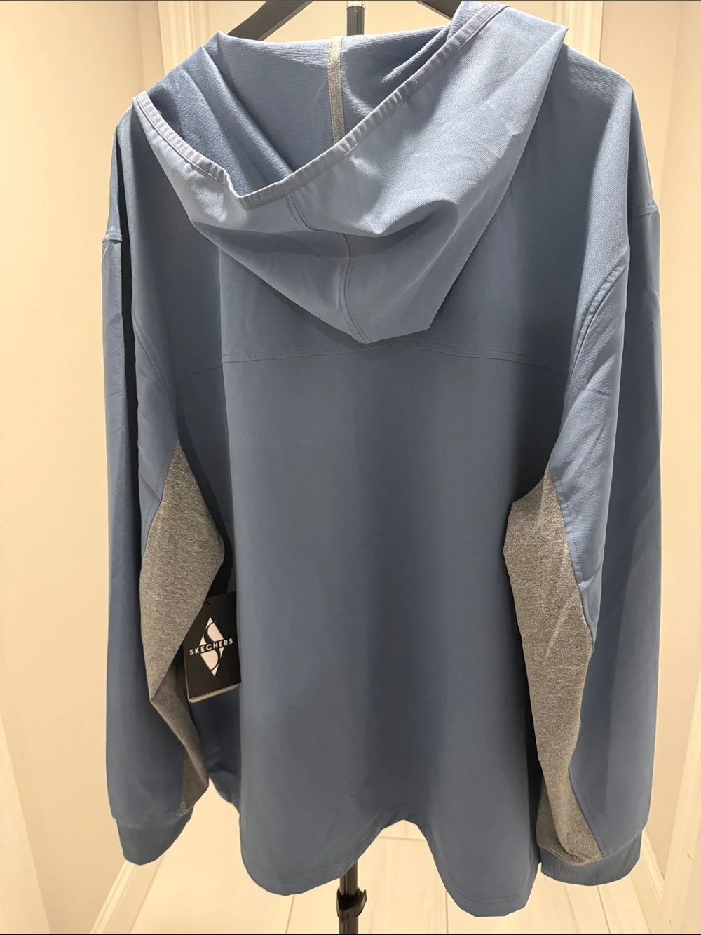 Skechers Men's Hooded Full-Zip Windbreaker in Dusty Blue